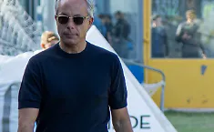 Siracusa, contestazione a Ricci allo sbarco a Messina