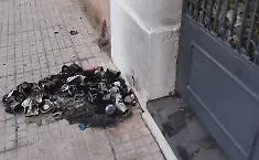 Atto vandalico contro la sede dell&rsquo;associazione Lamba Doria: bruciata della plastica all&rsquo;ingresso