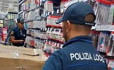Melilli, sequestrati oltre 250 articoli di cancelleria privi del marchio CE: sanzioni per 6 mila euro
