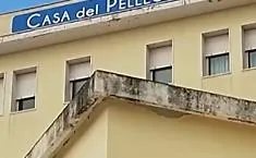 Casa del Pellegrino: zona di guerra nel cuore della citt&agrave;