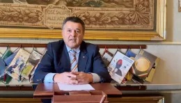 Scicli, atto vandalico alla sede di Noi Moderati. Marino: "Gesto estraneo ai valori democratici della citt&agrave;"