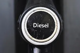 Carburante, in Sicilia pi&ugrave; caro della media nazionale: a Pantelleria il diesel sfiora i 2,80 al litro
