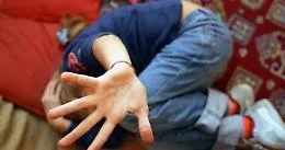 Siderno, un ragazzino aggredito da un gruppo di coetanei: identificati i presunti responsabili