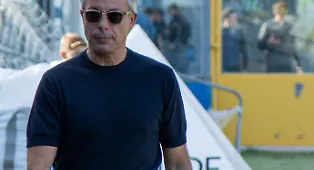Siracusa, contestazione a Ricci allo sbarco a Messina