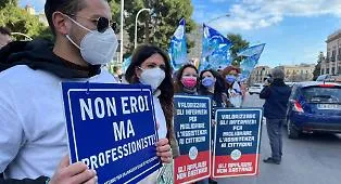 Aggressione al Pronto Soccorso di Siracusa: infermiere schiva i colpi, condanna di Nursind e Asp