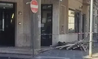 Bancomat fatto saltare in pieno centro a Francofonte
