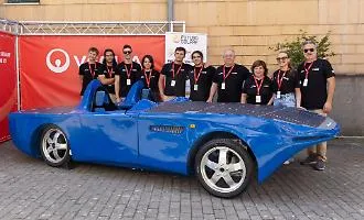 L'auto solare siciliana Archimede pronta per la sfida europea sul circuito belga di Zolder