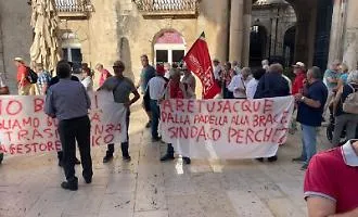 Caos acqua a Siracusa: polemiche sul deposito cauzionale Aretusacque e rubinetti a secco in citt&agrave;