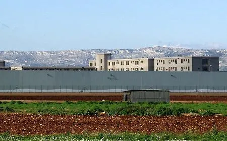 Siracusa, espulso dopo la scarcerazione da Cavadonna: era gi&agrave; destinatario di provvedimenti