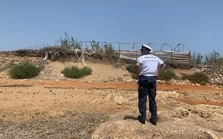 Discarica abusiva sulla costa di Portopalo: denunciati i titolari di due aziende agricole