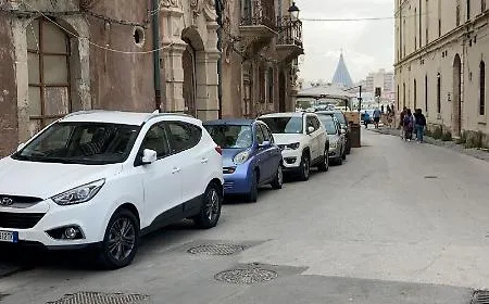 Parcheggi a Siracusa, un business da 4 milioni di euro: esplode il caso dell'affidamento ai privati