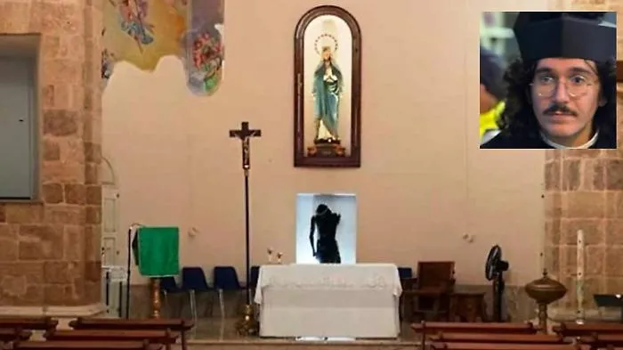 Paura a Portopalo per la processione annullata, un uomo irropome in chiesa con ujn coltello: &laquo;Si deve fare&raquo;