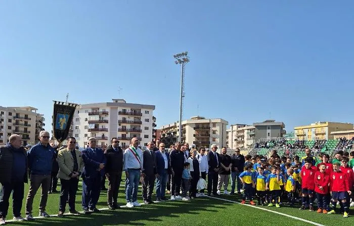 Riapre il centro sportivo Fontana: festa, quadrangolare e cittadinanze onorarie