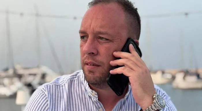 Aggressione ai turisti francesi, Matteo Melfi: &laquo;Tornate a Siracusa, vi offrir&ograve; un soggiorno gratuito&raquo;
