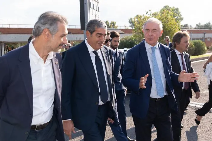 Urso a Priolo: &laquo;Isab pu&ograve; diventare il fulcro energetico di Italia ed Europa&raquo;